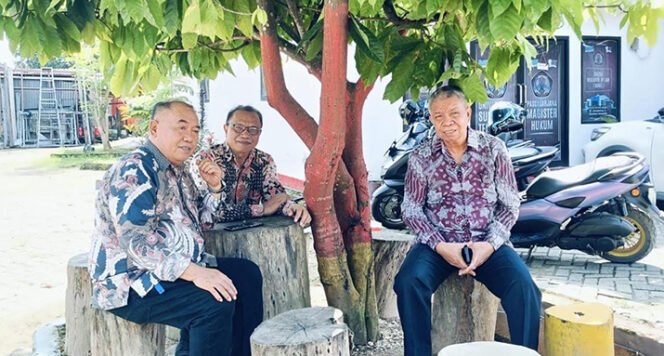 
Ditengah Polemik Yayasan, Rektor Unsultra Pastikan Aktivitas Akademika Unsultra Tetap Berjalan Normal