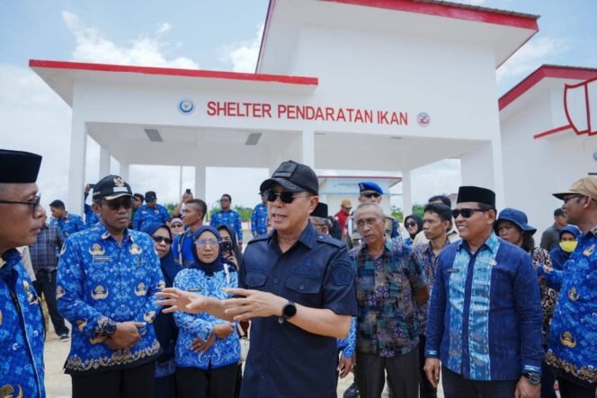 
Gubernur Sultra lakukan safari ramadhan di Kabupaten Buton Utara (Foto: Dokpim)