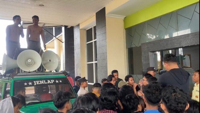 
Lelang Aset Umar Samiun Digoyang, Aktivis Endus Aroma Inprosedural di KPKNL Kendari