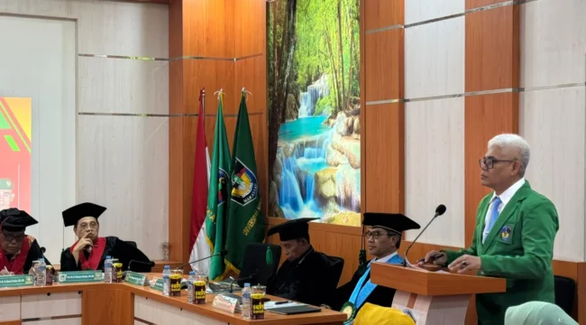 Kolonel Kav, Amran Wahid Memaparkan Hasil disertasinya (Foto: Istimewa)