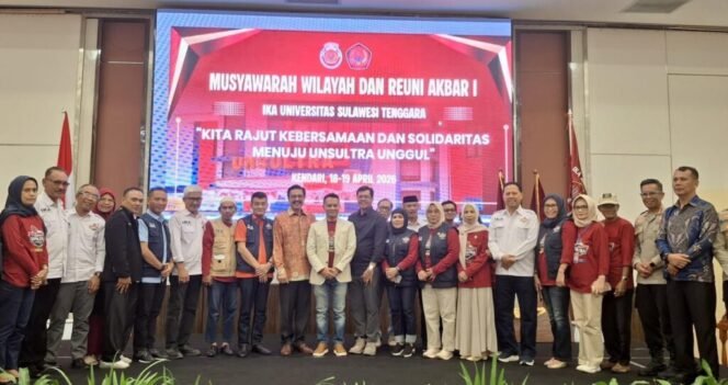 
Nakhoda Baru IKA Unsultra, Dr. Abdul Rahman Terpilih Aklamasi di Momen Reuni Akbar