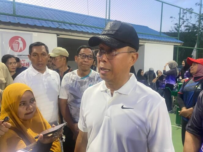 
Buka Turnamen Tenis GTC 2026, Gubernur Sultra Janji Revitalisasi Fasilitas Olahraga Bulan Depan
