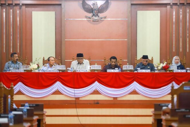 
Rakor Korsupgah KPK bersama DPRD Provinsi Sultra dan Gubernur Sultra