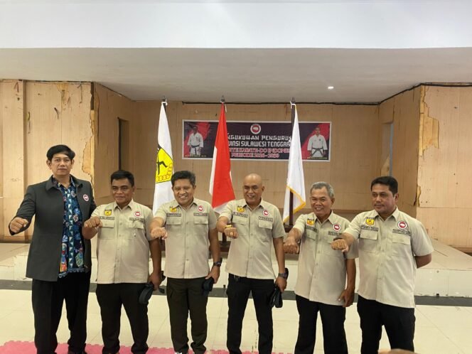 
Shiroite Karate-Do Sultra Resmi Dikukuhkan, Ridwan Badallah Fokus Cetak Atlet Berprestasi