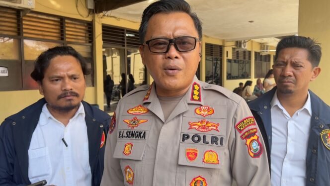 
Diduga Tak Sabar Mengantre, Pria Berparang Mengamuk di SPBU Bonggoeya, Kini Diamankan Polisi
