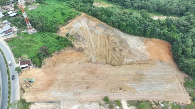 
Dugaan Proyek Ilegal Alexandria Hills Kendari, HIPPMAKOT Desak DLHK Turun Tangan