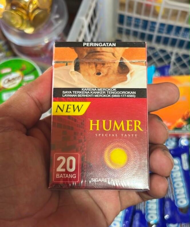 
Rokok Ilegal Merek Humer Diduga Kuasai Pasar Baubau